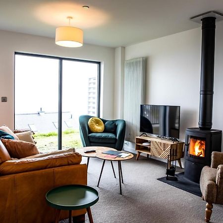 2 Bed Ground Floor Apartment - 7 Plas Pistyll Exterior photo